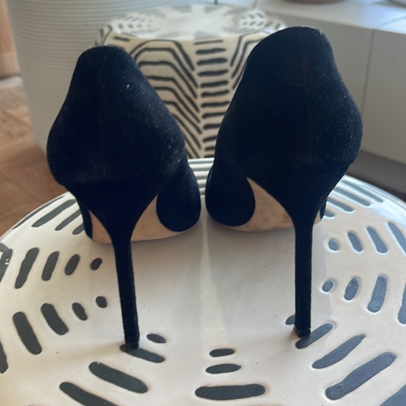 Manolo Blahnik Suede heels - Picture 3 of 8